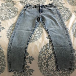 American Eagle Mom Jean